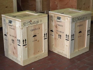 Bali artstore - wooden shipping crates
